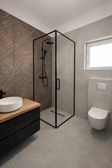 Casă cu 3 camere cu Teren 100 Mp în Central