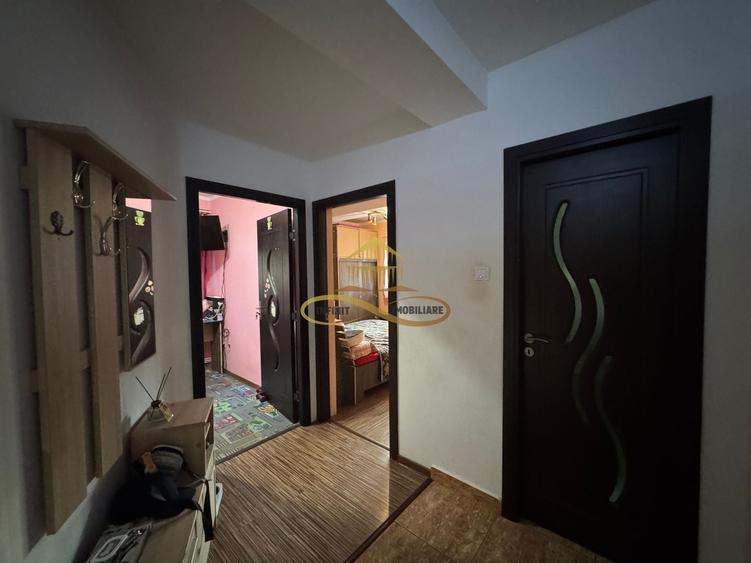 Apartament cu 2 camere decomandat, mobilat în Gherăiești