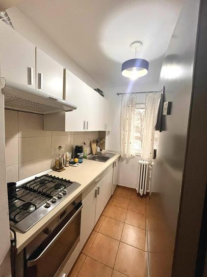 Apartament cu 2 camere semidecomandat, mobilat în Alexandru cel Bun