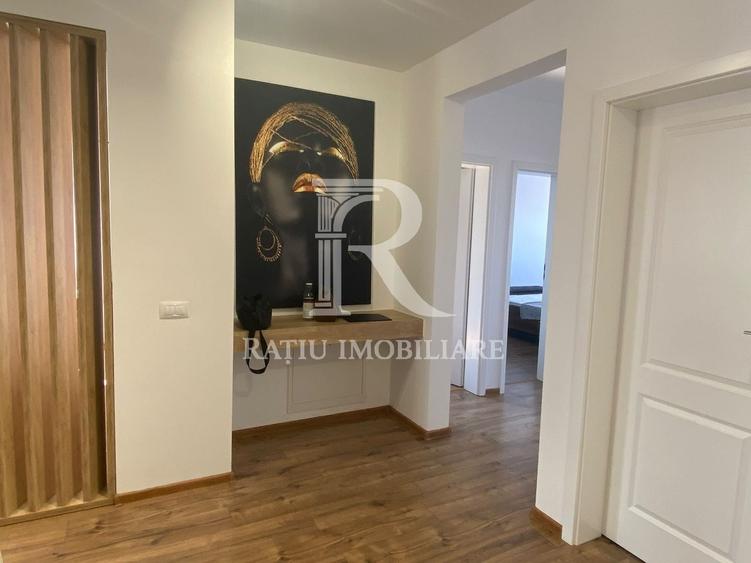 Apartament cu 3 camere decomandat, mobilat în Iosia