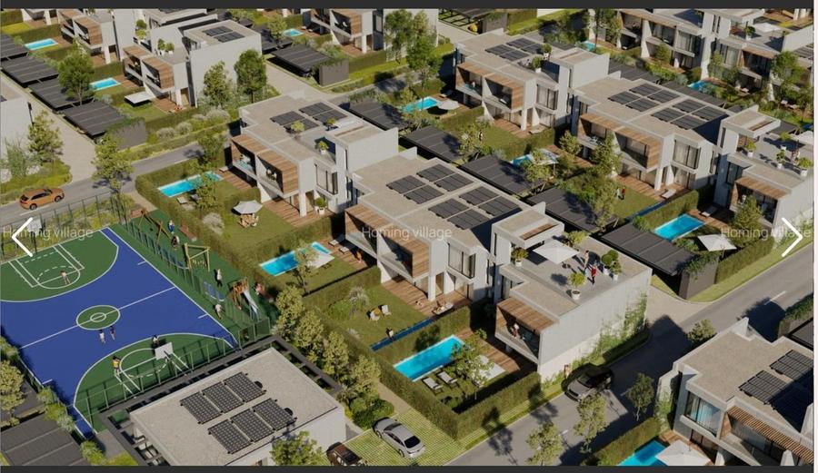 Casă cu 4 camere cu Piscina în Iancu Nicolae
