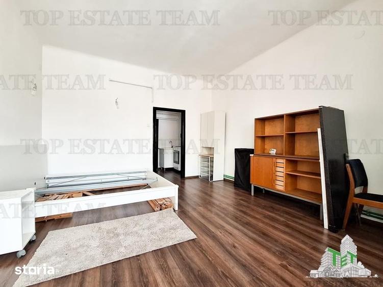 Apartament cu 4 camere în Ștefan cel Mare