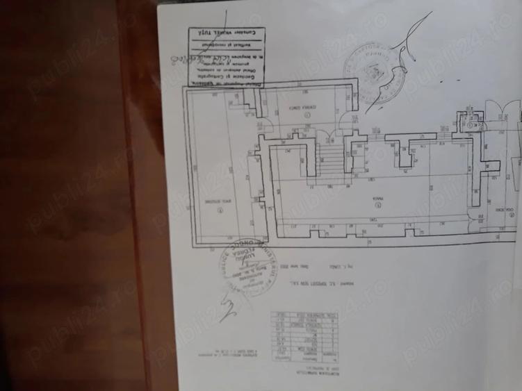 Casă cu Teren 230 Mp în Matei Basarab