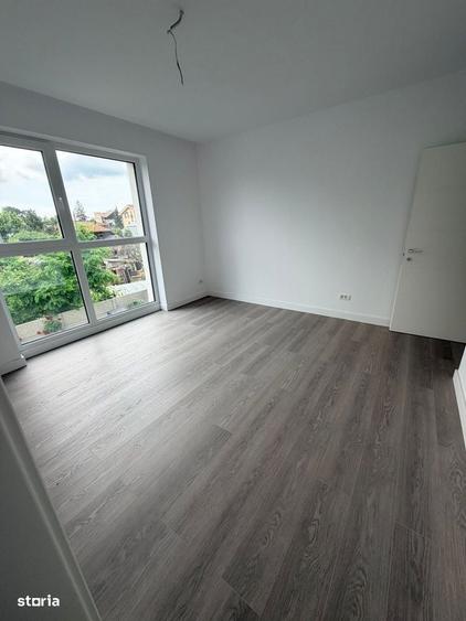 Apartament cu 3 camere decomandat în Fundeni
