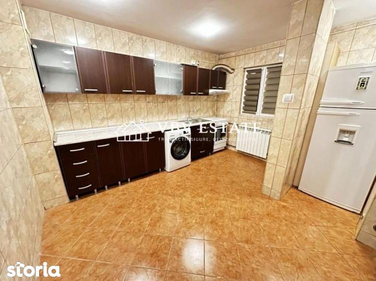 Apartament cu 3 camere decomandat, mobilat în Tineretului