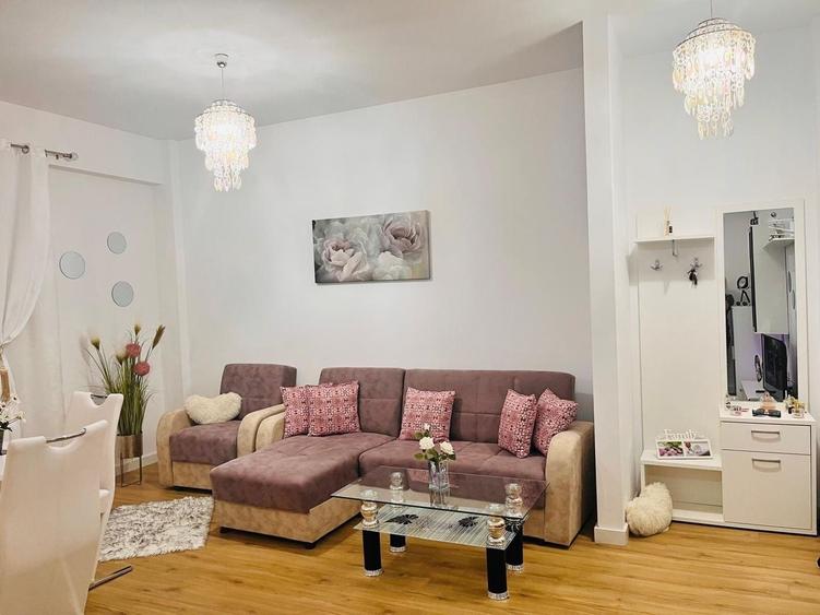 Apartament cu 2 camere decomandat, mobilat în Girocului