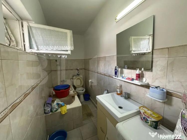Casă cu 2 camere cu Teren 2963 Mp în Central