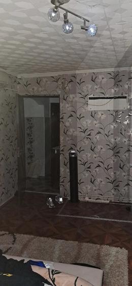 Apartament cu 3 camere decomandat în Aradului