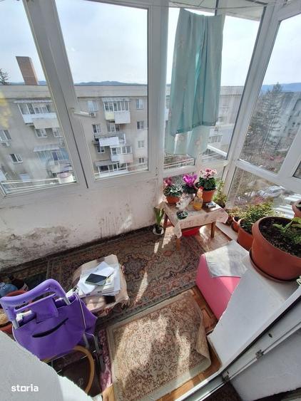 Apartament cu 3 camere în Traian