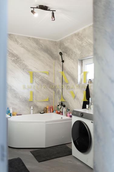 COMISION 0%! VANZARE: Apartament 2 camere + parcare, TRACTORUL - 8