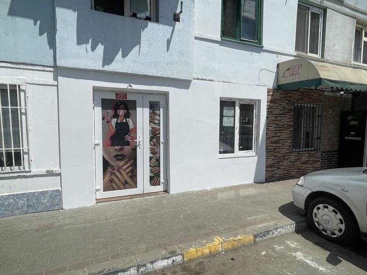 Spațiu comercial, de 12 mp, în Central