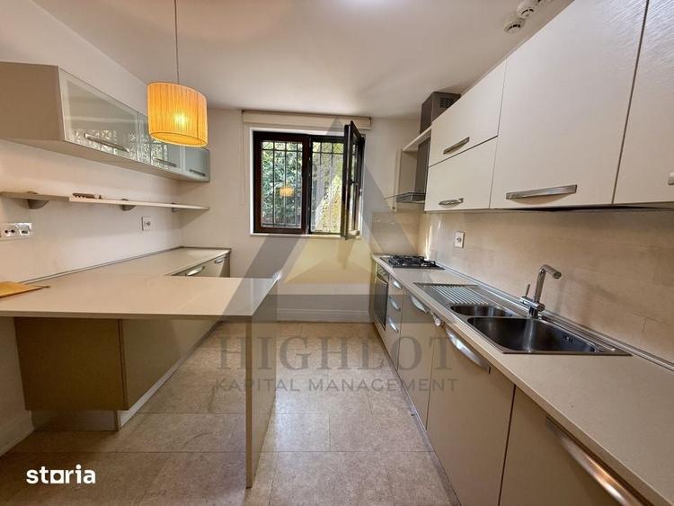 Casă cu 4 camere cu Teren 453 Mp în Central