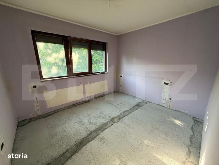 Apartament cu 4 camere decomandat în Vest