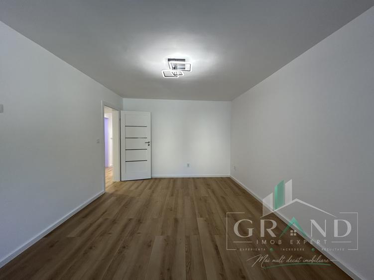 Apartament cu 3 camere decomandat în Zorilor