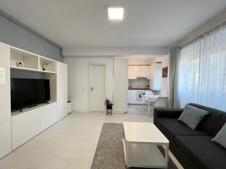 Apartament cu 2 camere semidecomandat, mobilat în Bucureștii Noi