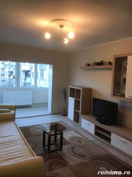 Apartament cu 3 camere decomandat în Regie