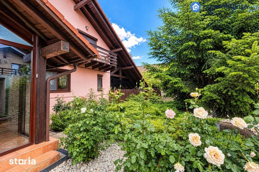 Casă cu 7 camere cu Teren 811 Mp în Corbeanca