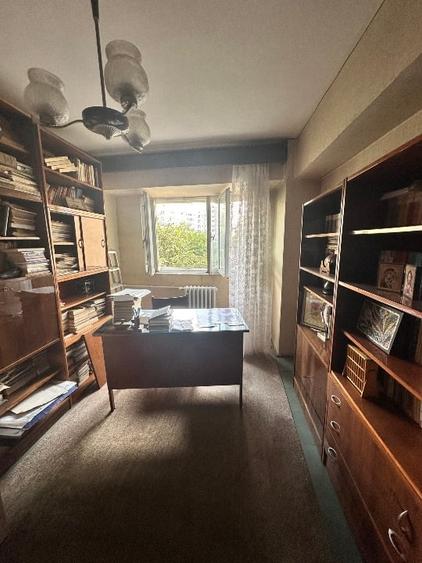 Apartament cu 4 camere decomandat în Militari