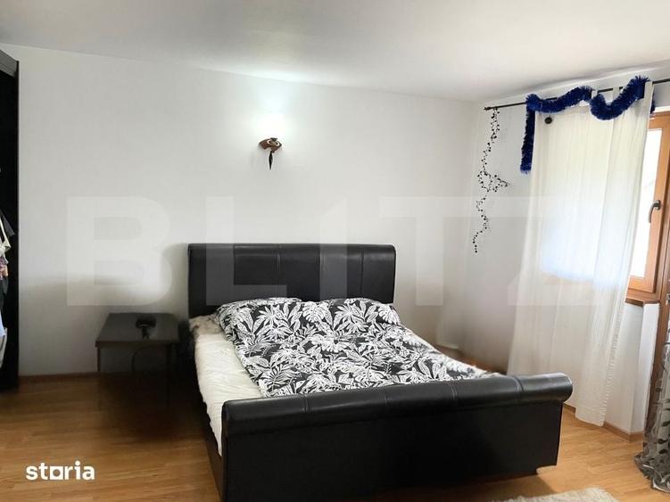 Casă cu 8 camere cu Teren 3000 Mp în Dragomirești
