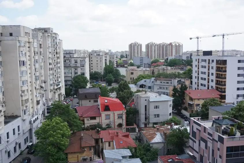 Apartament cu 2 camere decomandat, mobilat în Unirii