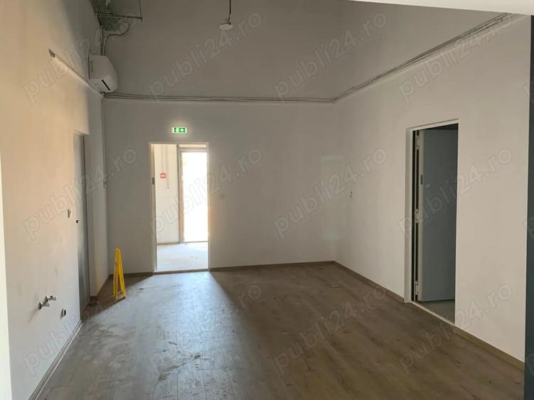 Spațiu comercial, de 186 mp, în Central