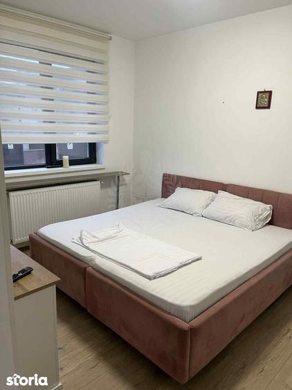 Apartament cu 3 camere decomandat, mobilat în Gheorghe Doja