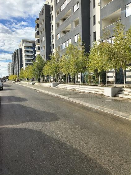 Garsonieră decomandată în Roșu