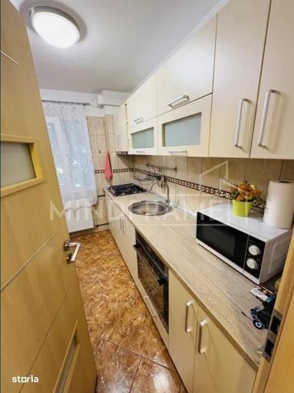Apartament cu 3 camere în Alexandru Obregia