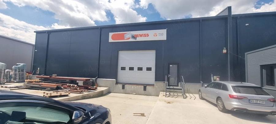 Spațiu comercial, de 360 mp, în Central
