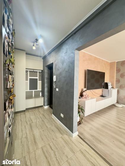 Apartament cu 3 camere decomandat în Giroc