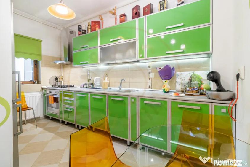 Apartament cu 3 camere decomandat, mobilat în Nord