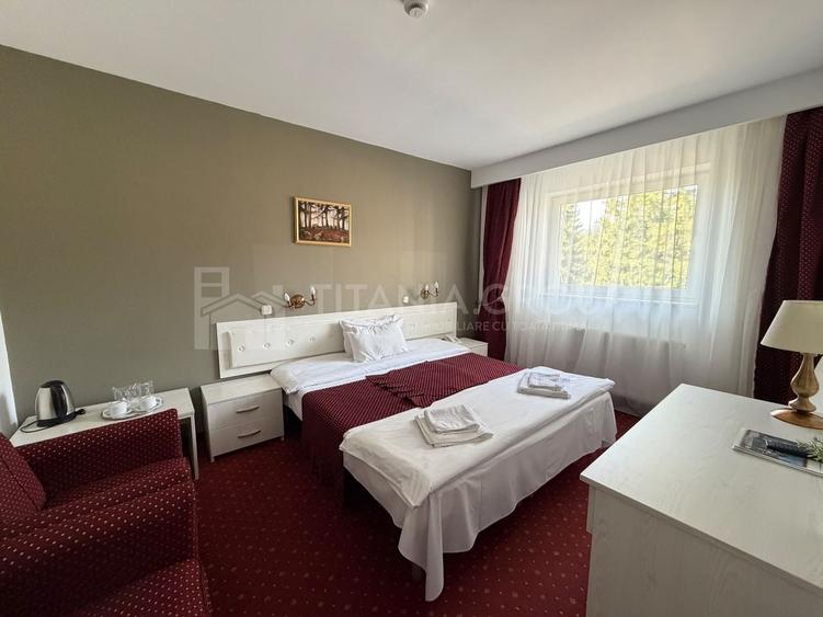 Hotel/Pensiune, de 2,000 mp, în Poiana Brașov