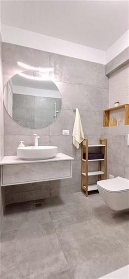 Apartament cu 2 camere decomandat, mobilat în Herăstrău