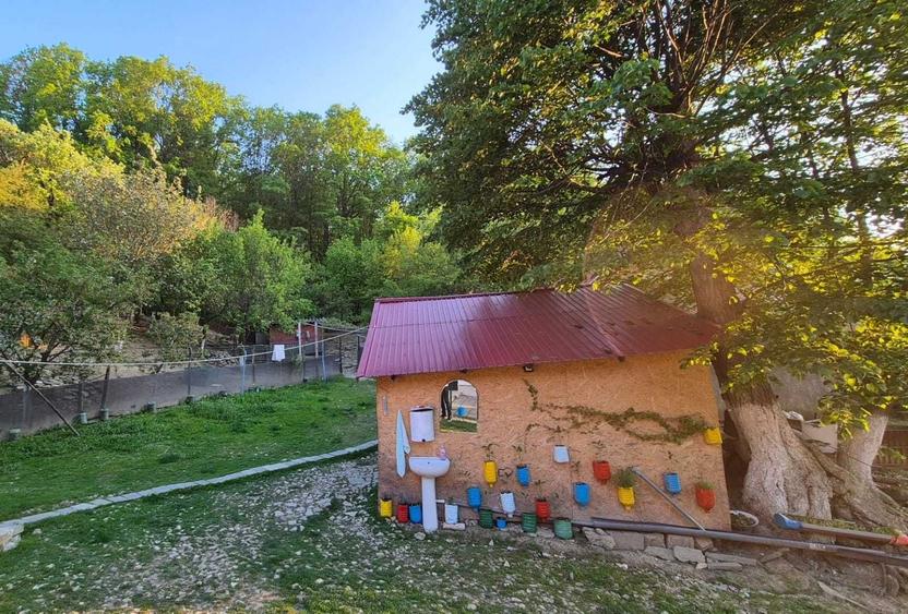Casă cu 3 camere în Central