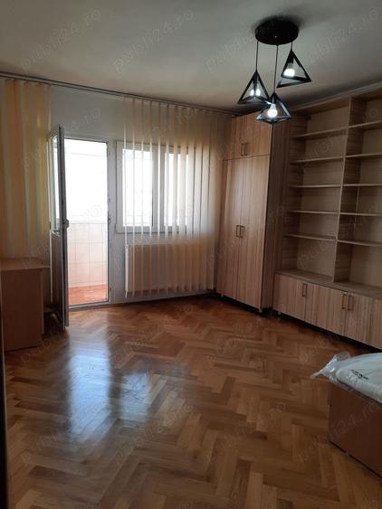 Garsonieră decomandată în Basarabia