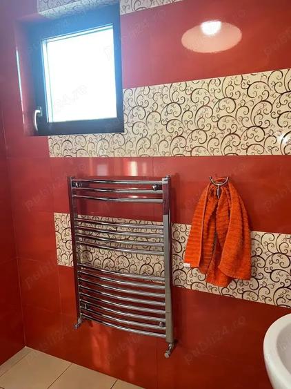 Casă cu Teren 500 Mp în Central