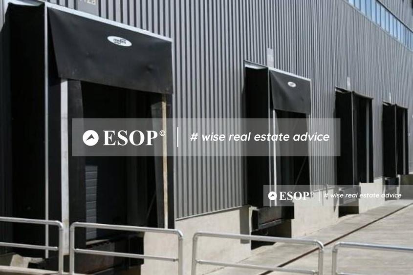 Spațiu industrial, de 3,000 mp, în Periferie