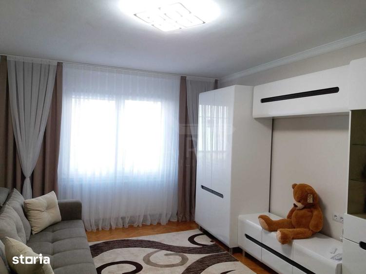 Apartament cu 3 camere în Unirii