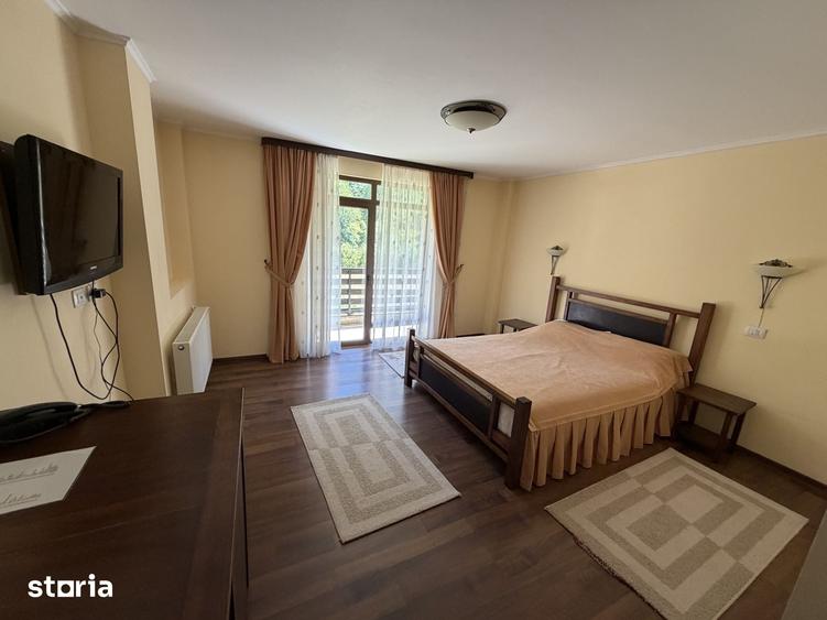 Casă cu Teren 3295 Mp în Tulnici