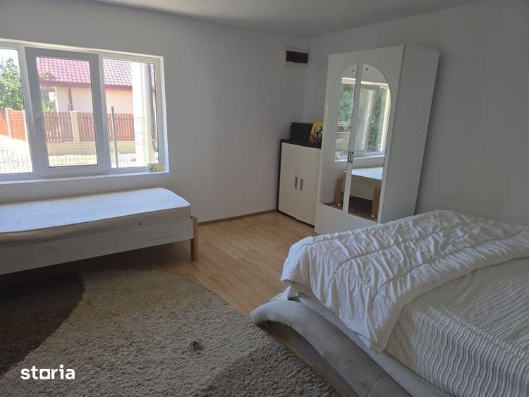 Casă cu 3 camere cu Teren 300 Mp în Tuzla