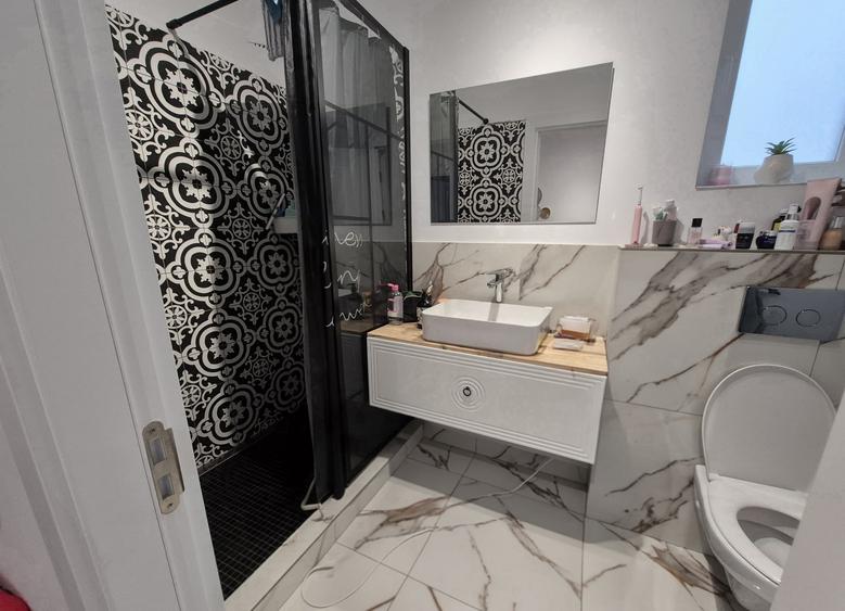 Casă individuală cu 12 camere cu Teren 650 Mp în Domnești
