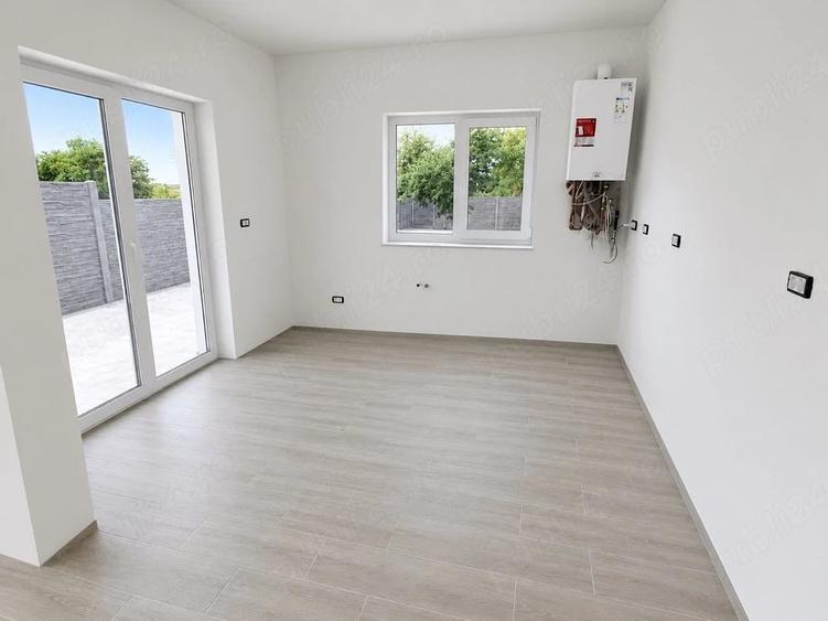 Casă cu 3 camere cu Teren 830 Mp în Albina