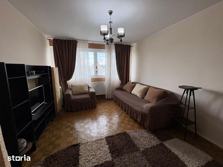 Apartament cu 2 camere decomandat în Eroii Revoluției