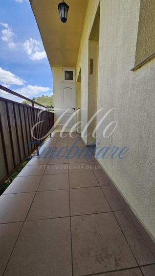 Apartament cu 2 camere semidecomandat în Florești