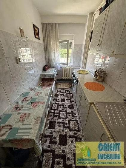 Garsonieră decomandată în Inel II