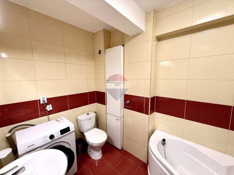 Garsonieră semidecomandată, mobilată în Plopilor