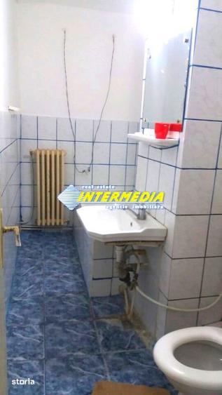 Garsoniera de inchiriat in zona Cetate utilata si mobilata - 2