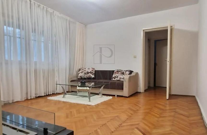 Apartament cu 2 camere semidecomandat, mobilat în Girocului