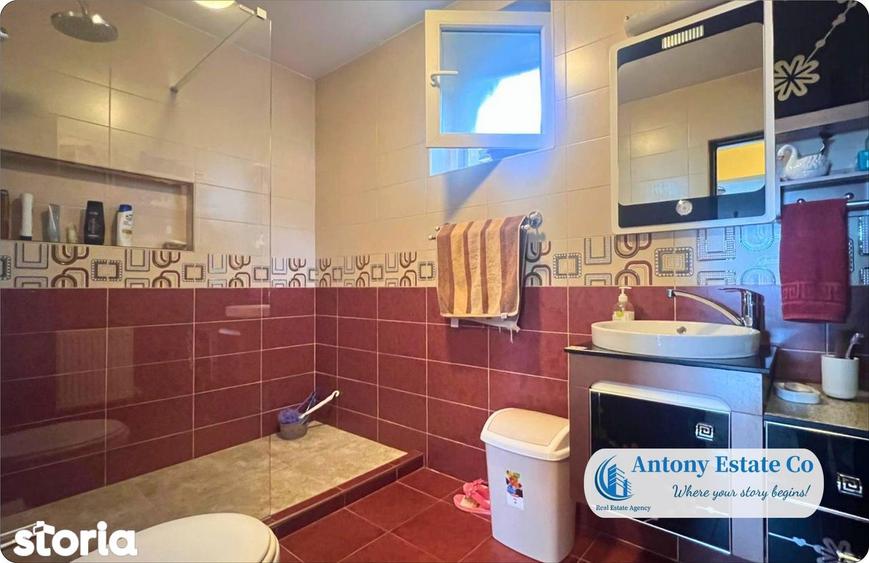 Casă cu 4 camere cu Teren 577 Mp în Iorga
