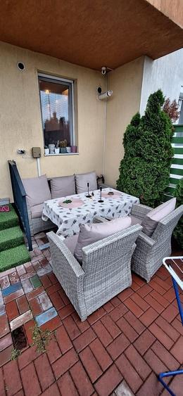 Apartament cu 3 camere decomandat în Exterior Est